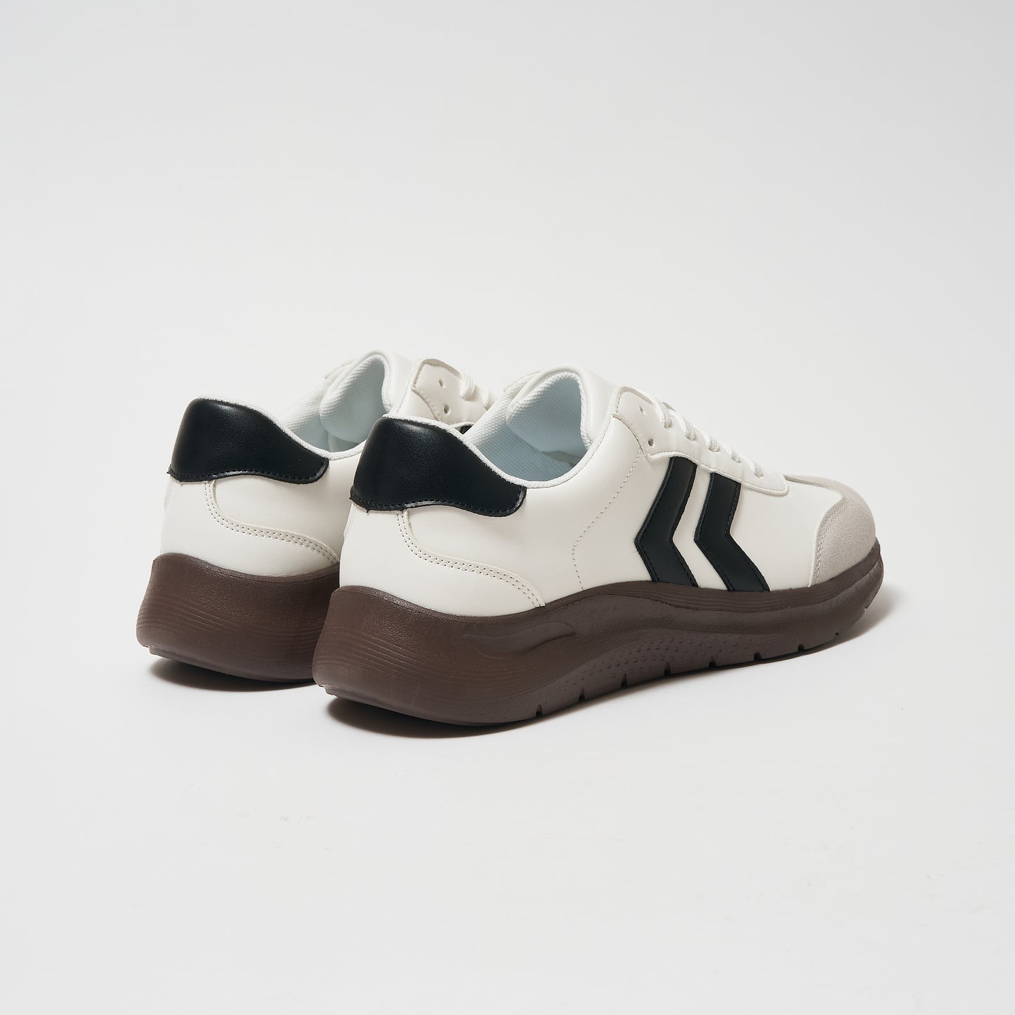 Vertis BLACK×WHITE