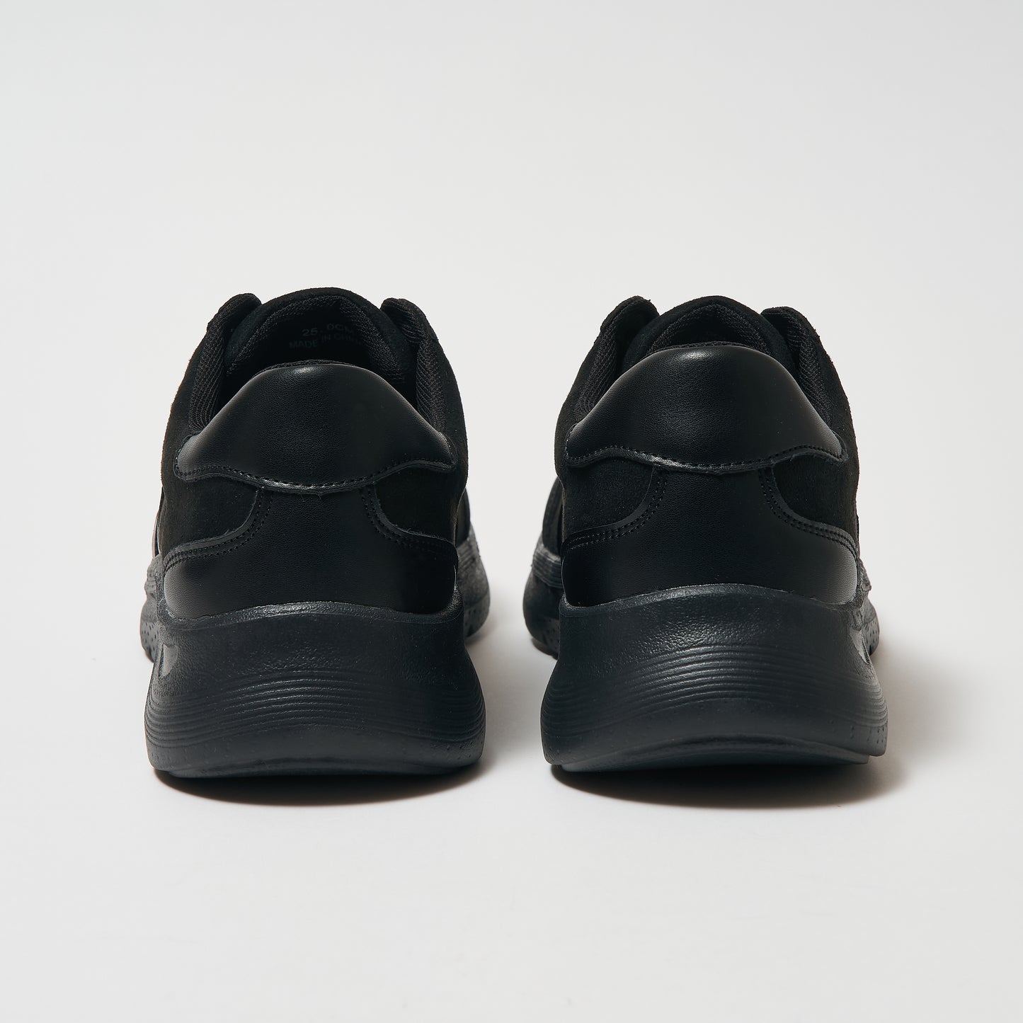 Vertis BLACK